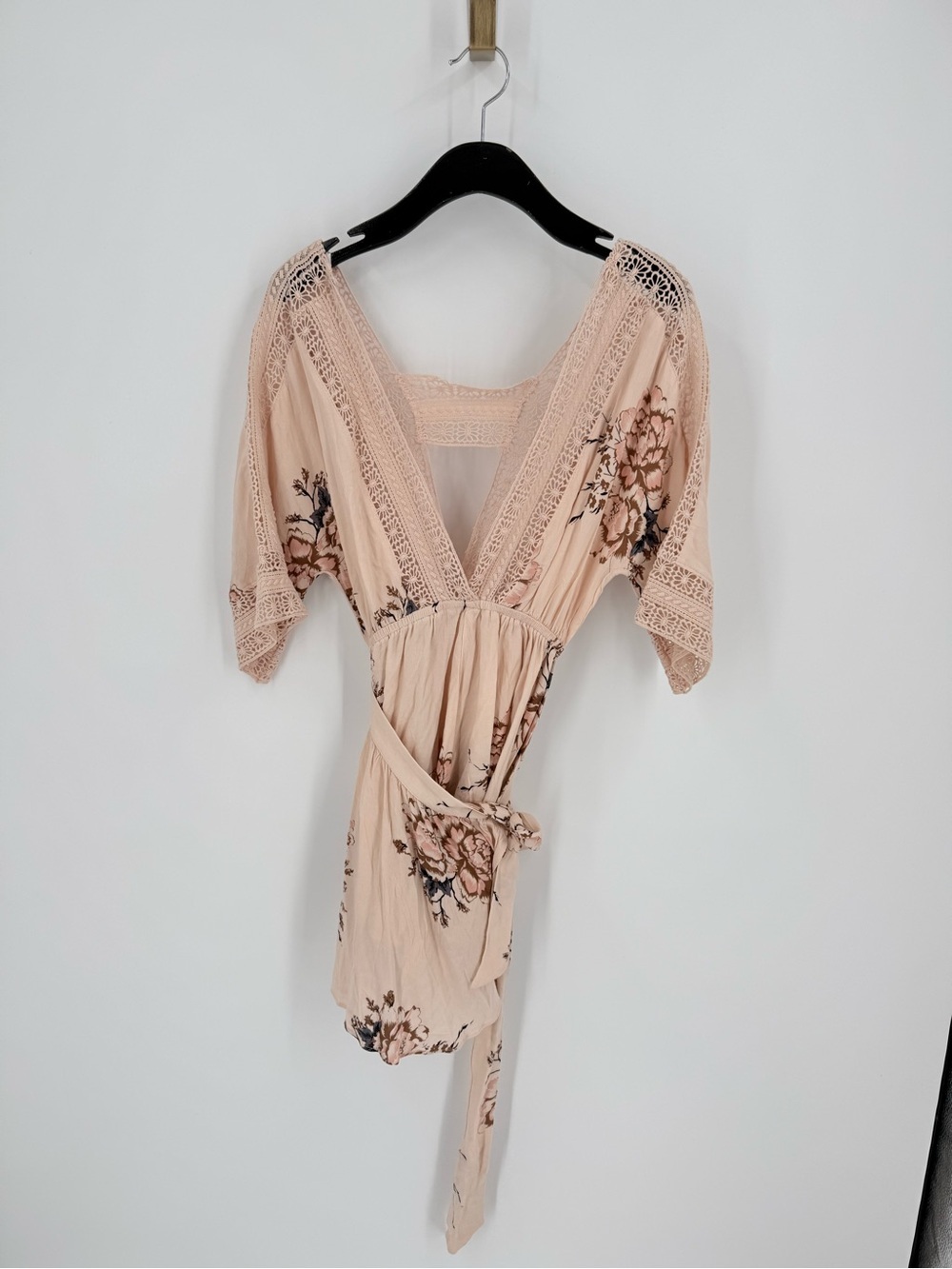 Angel Biba Blush Floral Lace-Trim Romper